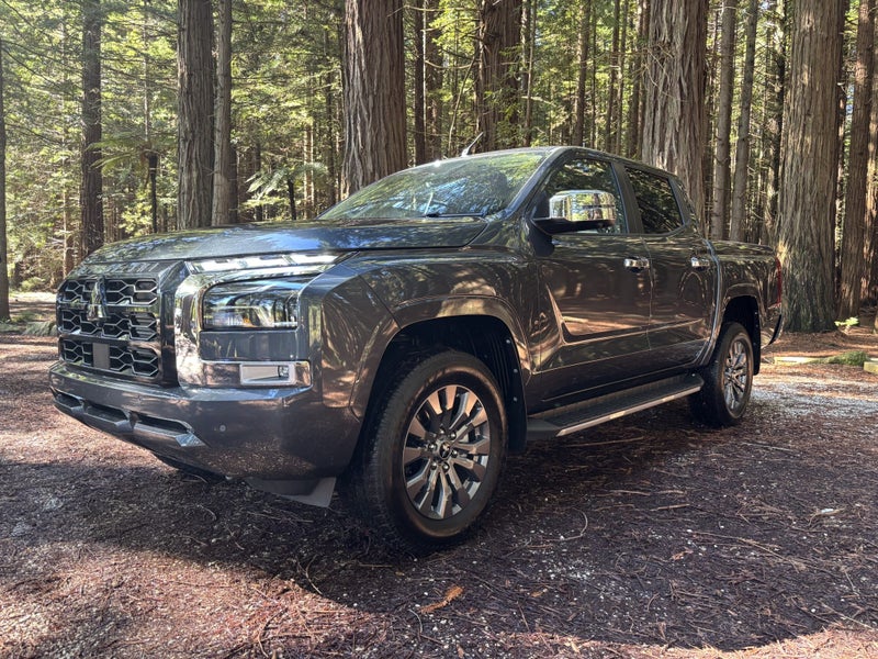 2026 Mitsubishi Triton GLXR 4WD image 3