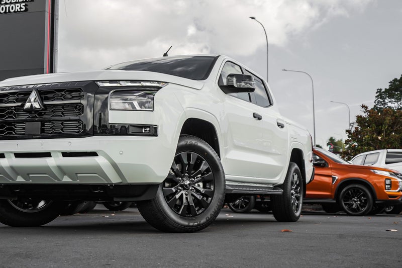 2026 Mitsubishi Triton GLXR 4WD DC WS image 2
