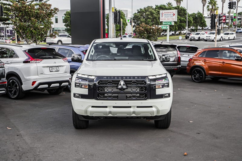 2026 Mitsubishi Triton GLXR 4WD DC WS image 4