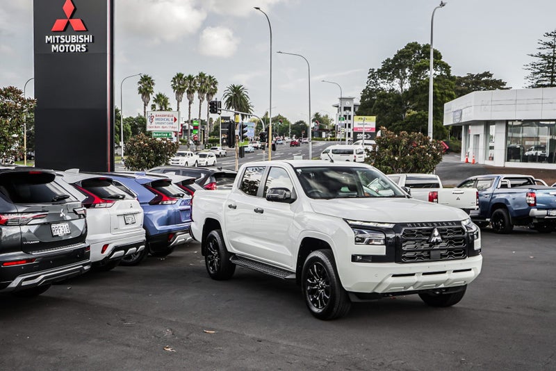 2026 Mitsubishi Triton GLXR 4WD DC WS image 5