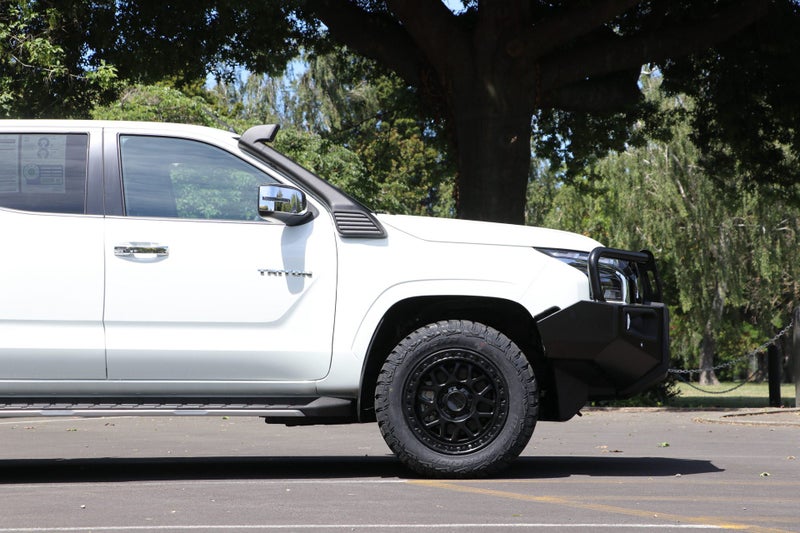 2026 Mitsubishi Triton GLXR 4WD Flat Deck image 4