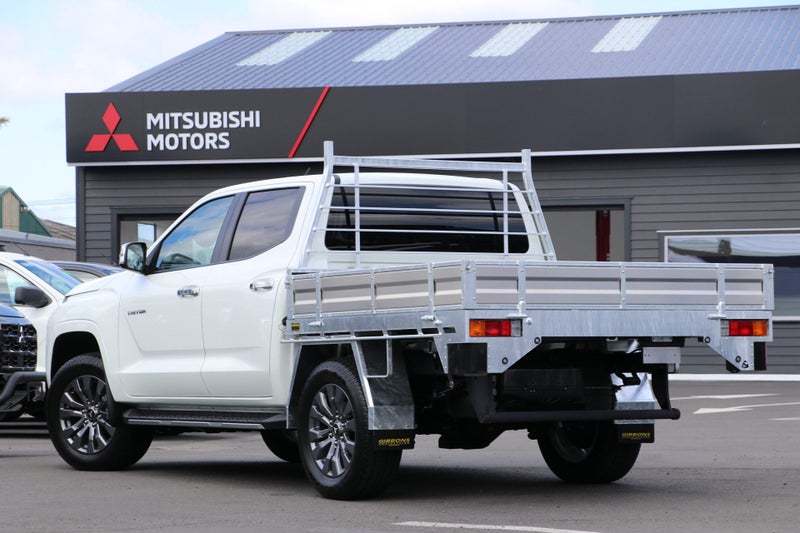 2026 Mitsubishi Triton GLXR 4WD Flat Deck image 2