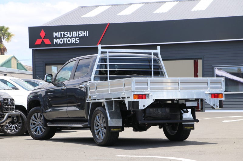 2026 Mitsubishi Triton GLXR 4WD Flat Deck image 2
