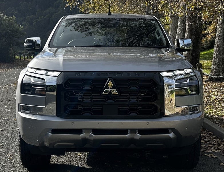 2026 Mitsubishi Triton GLXR 4WD - In stock now image 5