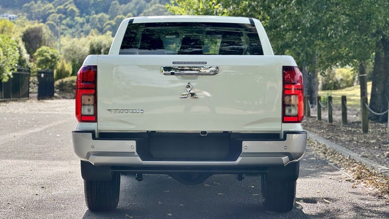 2026 Mitsubishi Triton GLXR 4WD - LAST ONE image 4