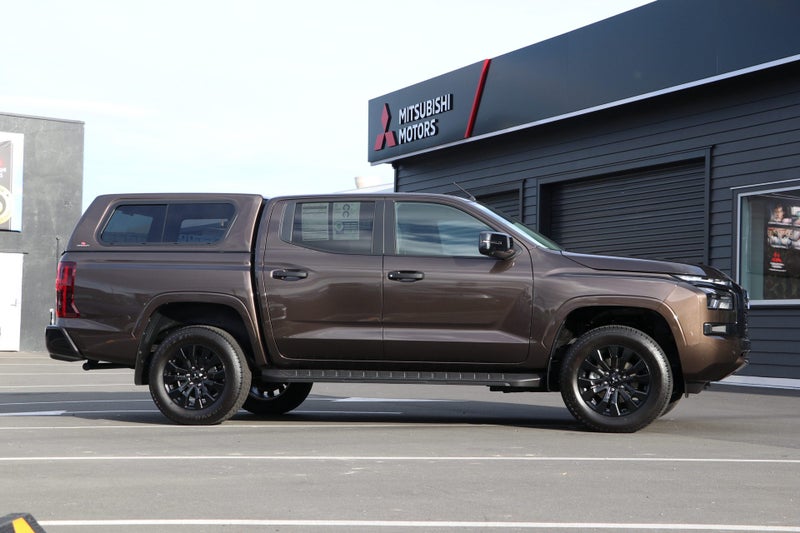 2026 Mitsubishi Triton GLXR 4WD MY26 image 3