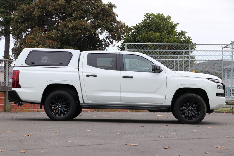 2026 Mitsubishi Triton GLXR 4WD MY26 image 3