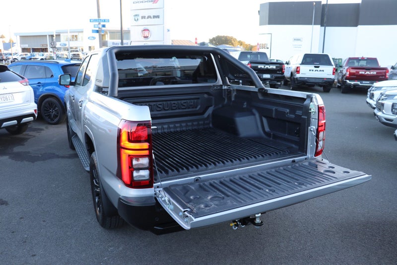 2026 Mitsubishi Triton GLXR 4WD MY26 image 4