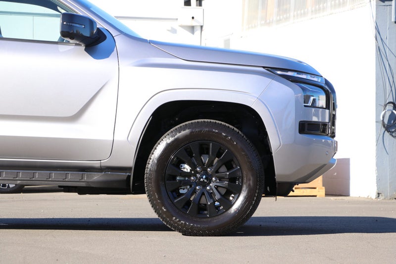 2026 Mitsubishi Triton GLXR 4WD MY26 image 4