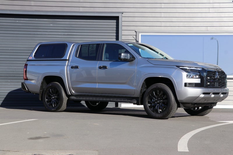 2026 Mitsubishi Triton GLXR 4WD MY26 image 3
