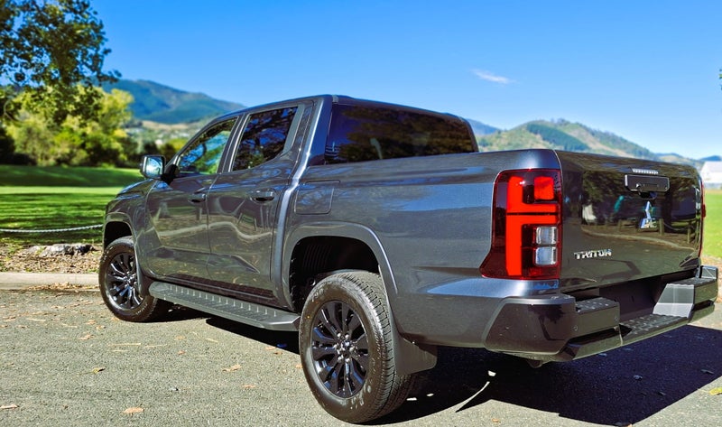 2026 Mitsubishi Triton GLXR 4WD - NEW MODEL IN... image 3