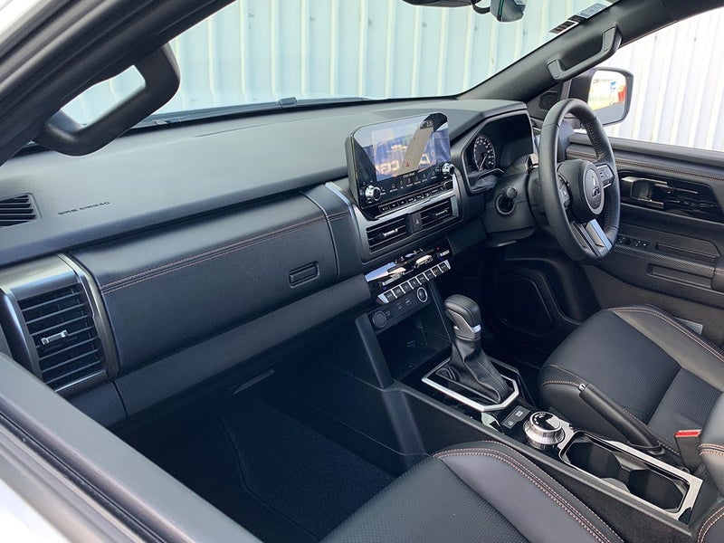 2026 Mitsubishi Triton GSR 4WD 2.4L Bi-Turbo Di... image 3