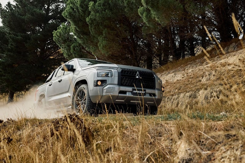 2026 Mitsubishi Triton Mitsubishi Triton GLX Sport image 4