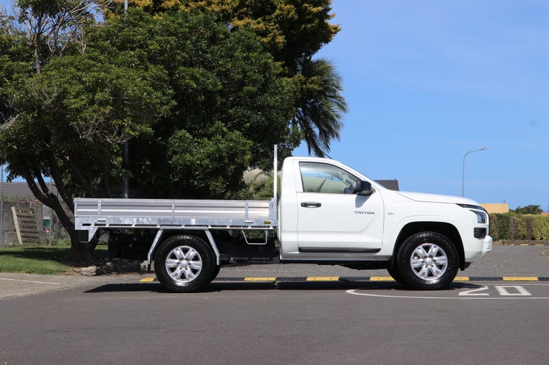 2026 Mitsubishi Triton Single Cab GLX Flatdeck... image 3