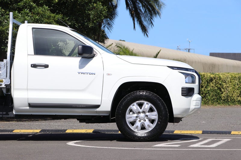 2026 Mitsubishi Triton Single Cab GLX Flatdeck... image 4