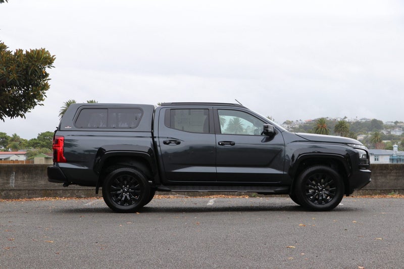 2026 Mitsubishi Triton VRX 2WD Auto image 3