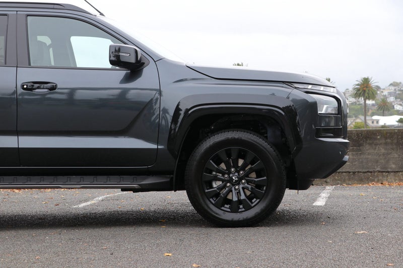 2026 Mitsubishi Triton VRX 2WD Auto image 4