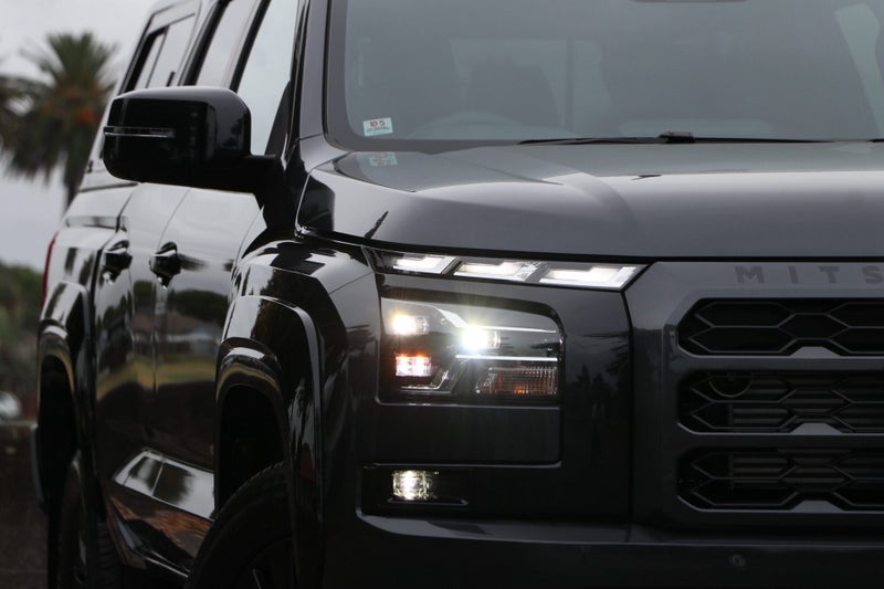 2026 Mitsubishi Triton VRX 2WD Auto image 5