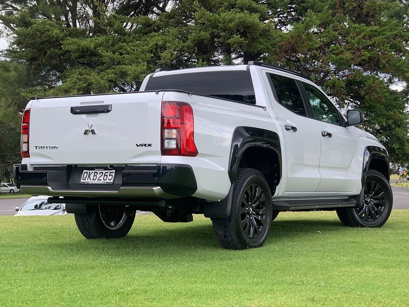 2026 Mitsubishi Triton VRX 4WD 2.4L Bi-Turbo Di... image 2