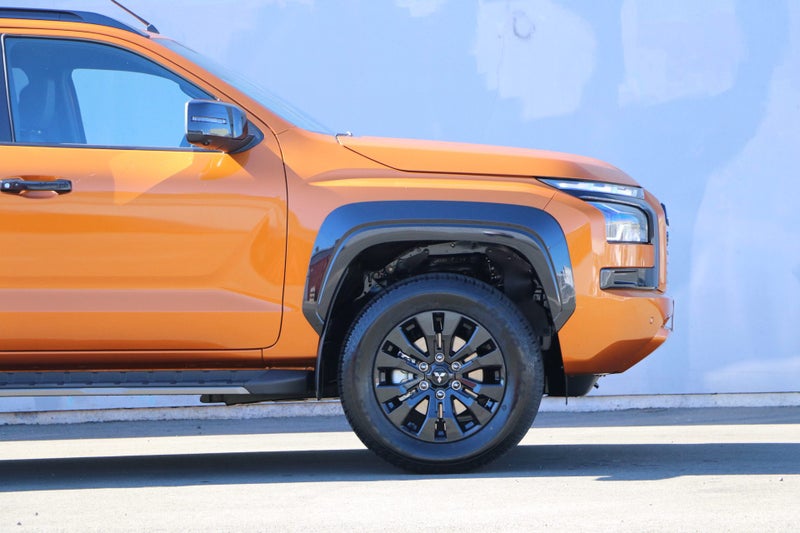 2026 Mitsubishi Triton VRX 4WD Auto image 4