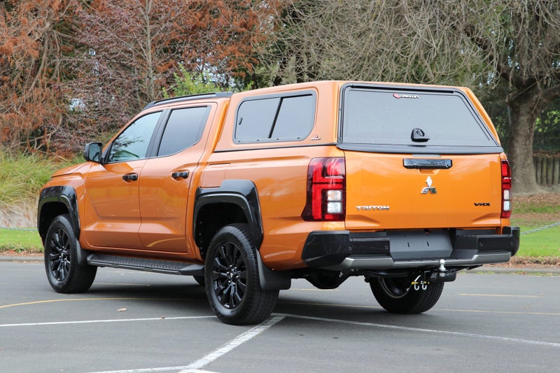2026 Mitsubishi Triton VRX 4WD Auto image 2