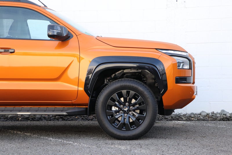 2026 Mitsubishi Triton VRX 4WD Auto image 4