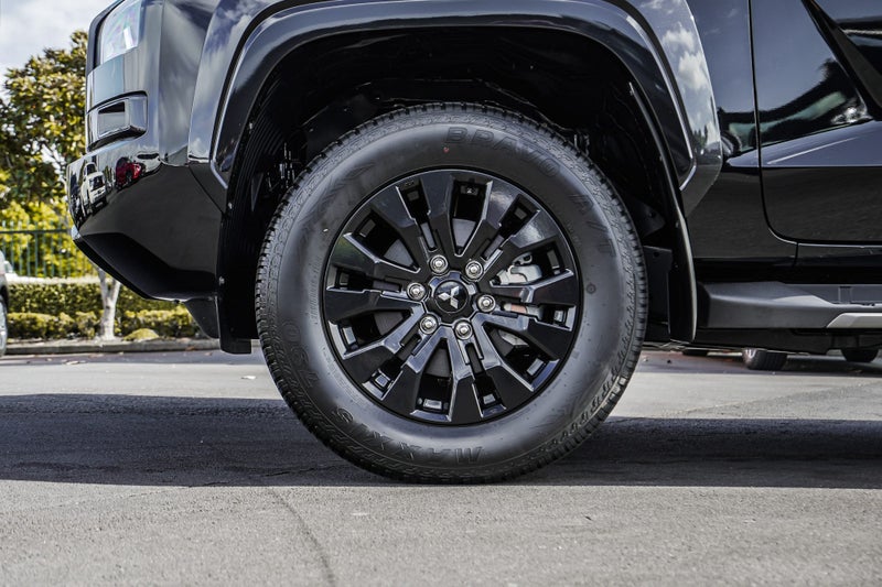 2026 Mitsubishi Triton VRX 4WD DC WS image 5