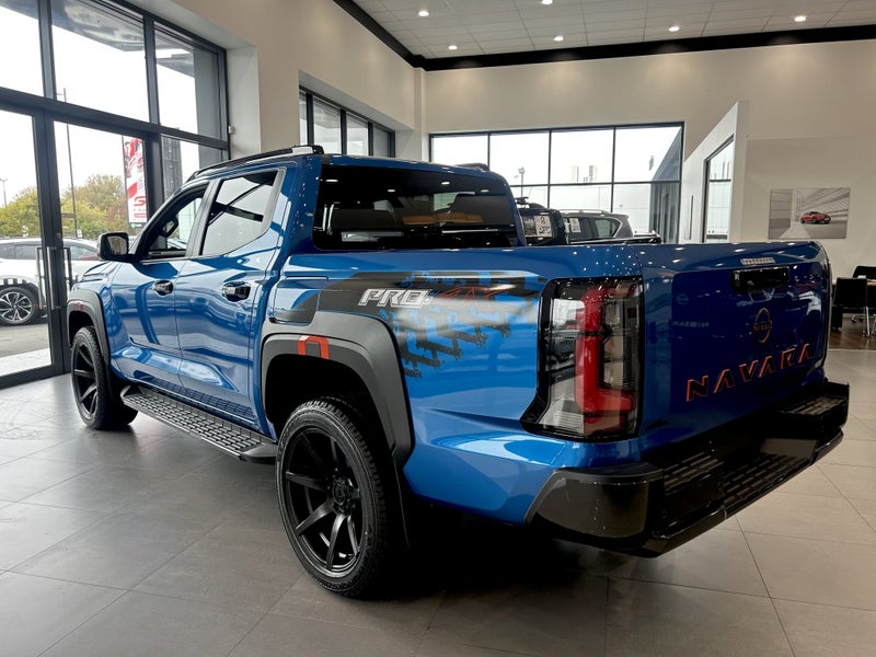 2026 Nissan Navara 2026 Navara Pro-4X 2.4L Bi-T... image 3