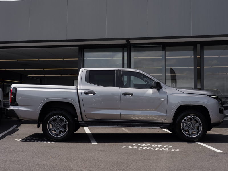 2026 Nissan Navara 4WD 2.5D 4Dr Ute image 3