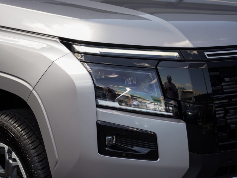 2026 Nissan Navara 4WD 2.5D 4Dr Ute image 4