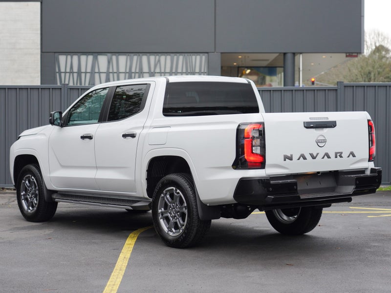 2026 Nissan Navara 4WD 2.5D 4Dr Ute image 2