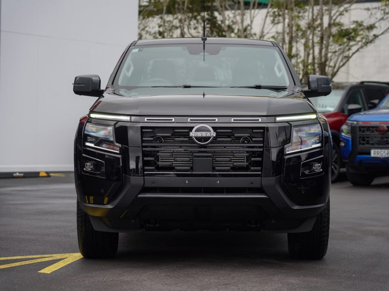 2026 Nissan Navara 4WD 2.5D 4Dr Ute ST-X image 3