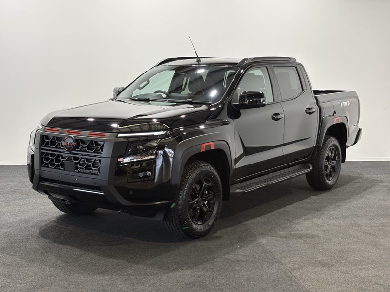 2026 Nissan Navara D27 PRO-4X 4WD Auto image 3