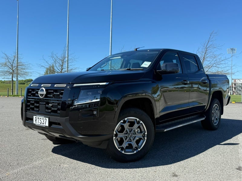 2026 Nissan Navara D27 ST-X 4x4 - image 2
