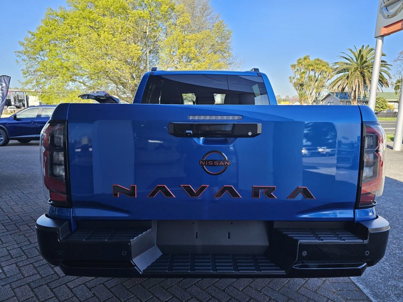 2026 Nissan Navara P4x image 4