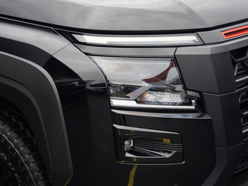 2026 Nissan Navara P4X 2.3D 4WD 4Dr Ute image 3
