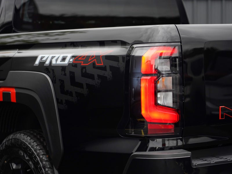 2026 Nissan Navara P4X 2.3D 4WD 4Dr Ute image 5