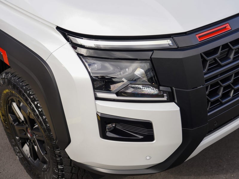2026 Nissan Navara P4X 2.3D 4WD 4Dr Ute image 4