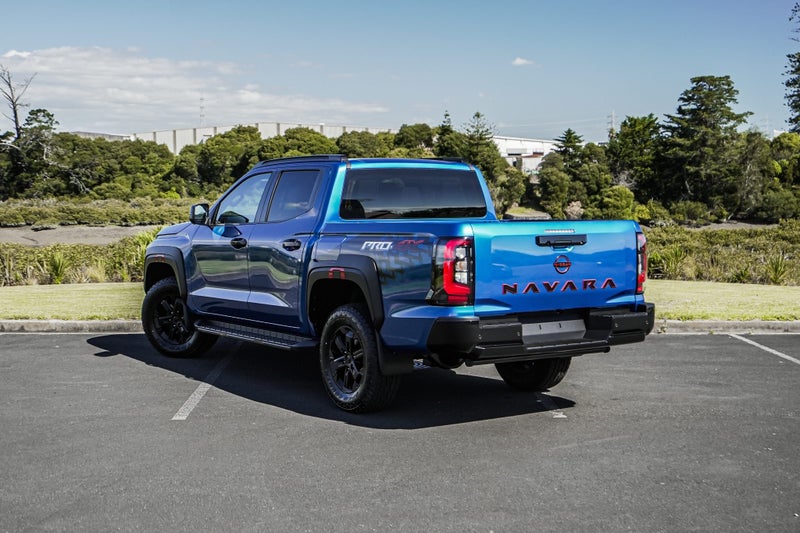 2026 Nissan Navara P4x 2.4D/4Wd/6At - 10-Year /... image 2