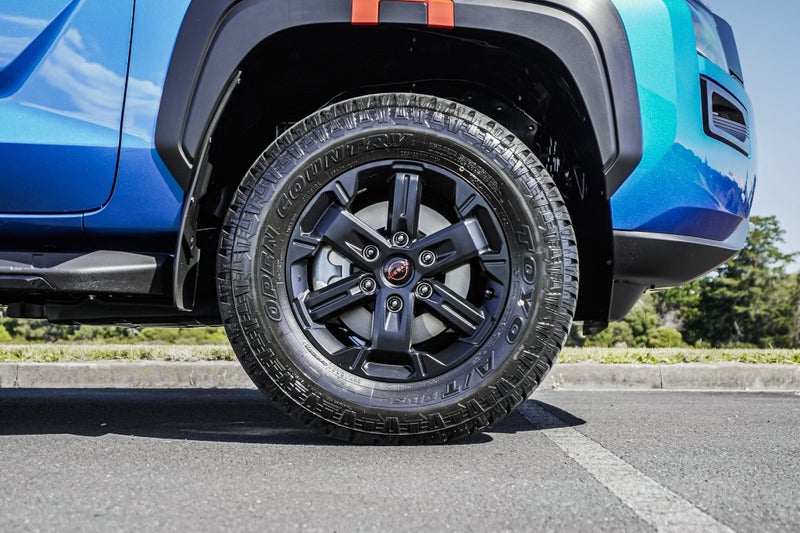 2026 Nissan Navara P4x 2.4D/4Wd/6At - 10-Year /... image 4