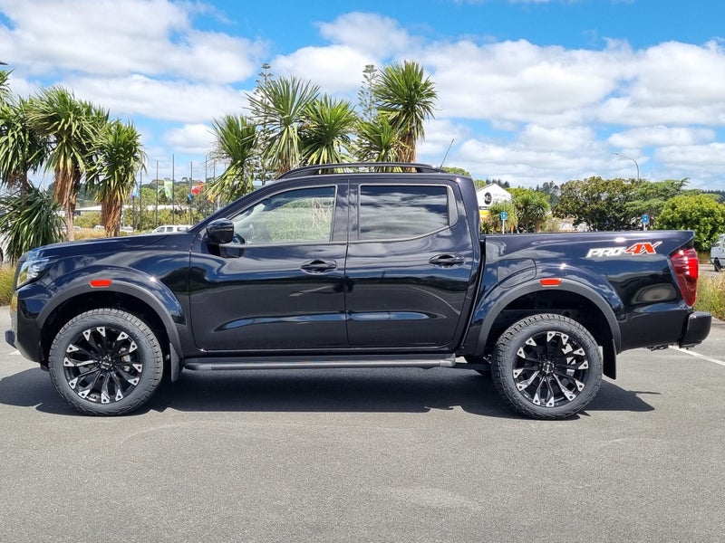 2026 Nissan Navara Pro-4X 2.3 Diesel/4WD/7 Spee... image 3
