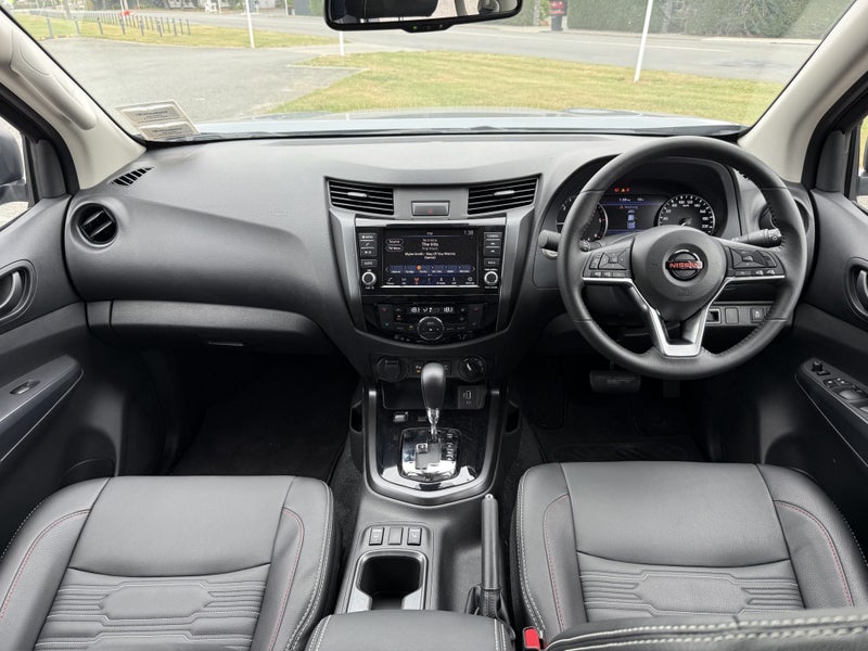 2026 Nissan Navara PRO-4X 2.3D 4WD 7A Double Cab - image 5