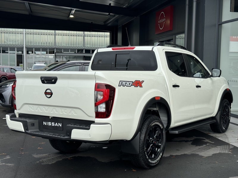 2026 Nissan Navara Pro-4X 2.3D 4WD image 4
