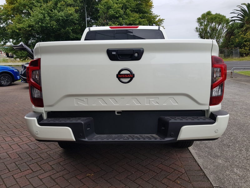 2026 Nissan Navara Pro-4X 4WD image 4