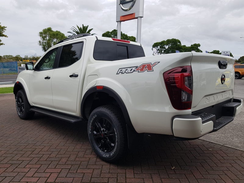 2026 Nissan Navara Pro-4X 4WD image 5