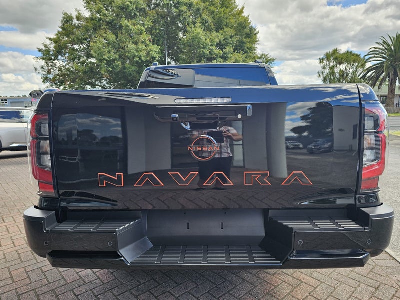 2026 Nissan Navara PRO-4X 4WD image 3