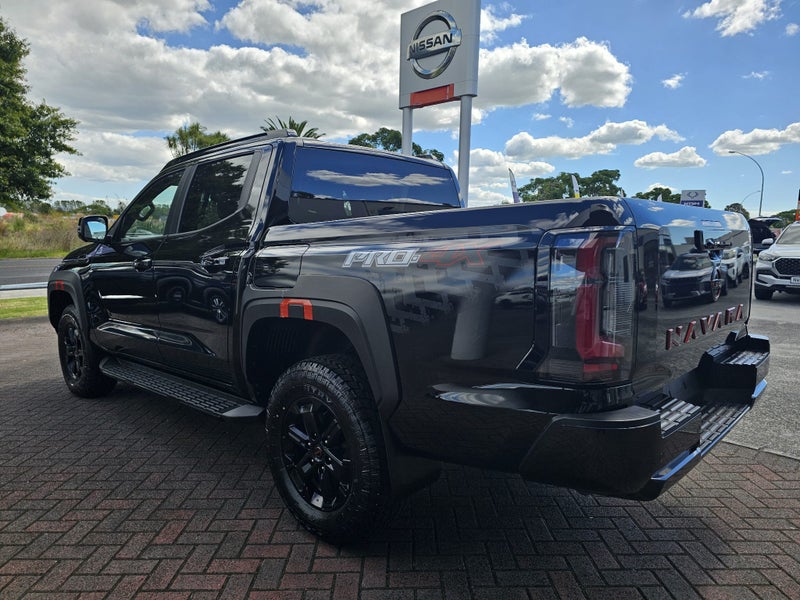 2026 Nissan Navara PRO-4X 4WD image 4