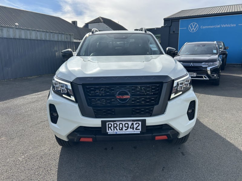 2026 Nissan Navara Pro-4X 4WD image 2