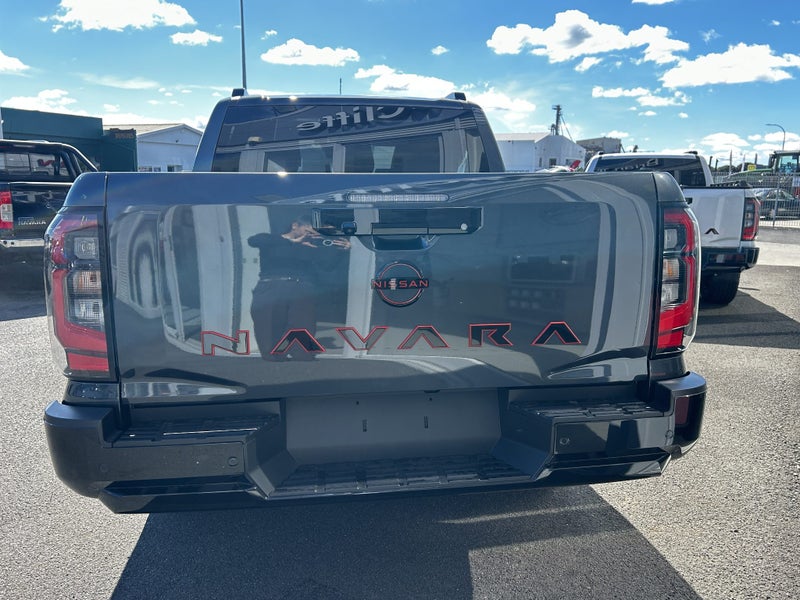 2026 Nissan Navara PRO-4X 4WD Auto image 4