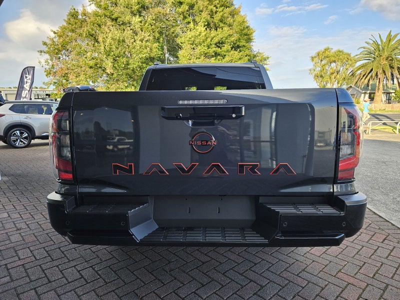 2026 Nissan Navara PRO-4X 4WD Auto image 4